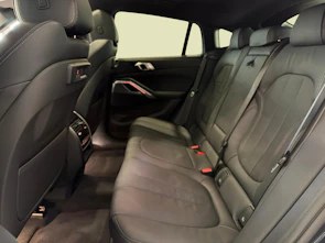 immagine del veicolo BMW X6 M50i