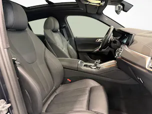 BMW X6 M50i