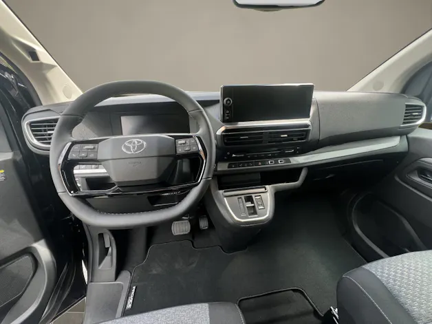 Toyota PROACE Verso L2 2.2 D Trend