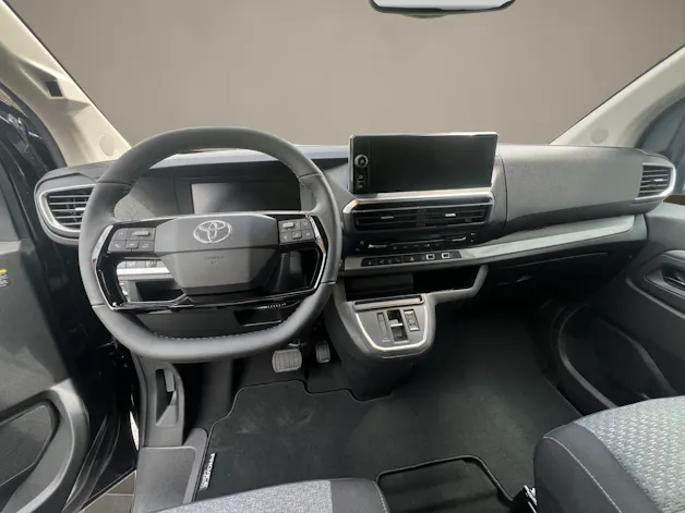 Toyota PROACE Verso L2 2.2 D Trend