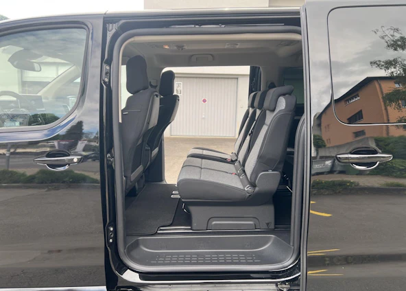 immagine del veicolo 18 immagine del veicolo 18