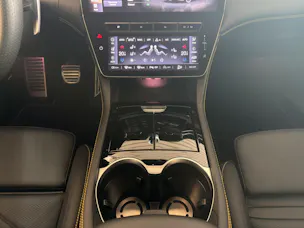 Maserati Grecale 2.0 Hybrid Modena