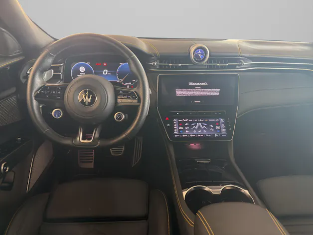 Maserati Grecale 2.0 Hybrid Modena