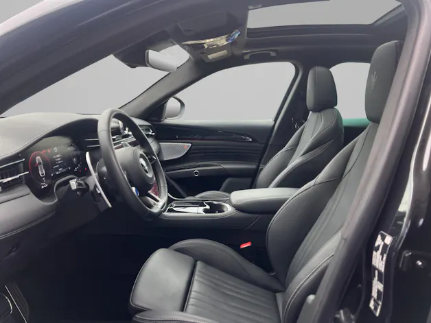 Maserati Grecale 2.0 Hybrid Modena