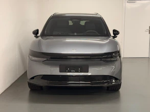 https://vehicle.imgix.net/4294154/ef075542-5eef-4998-8d6a-810c3bef6bdc.jpeg