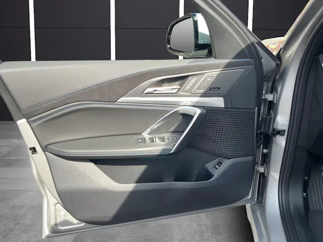BMW X1 23d xDrive paddles