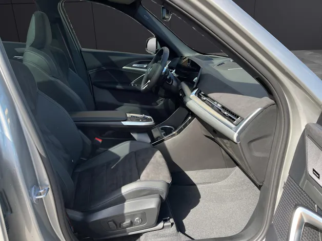 BMW X1 23d xDrive paddles