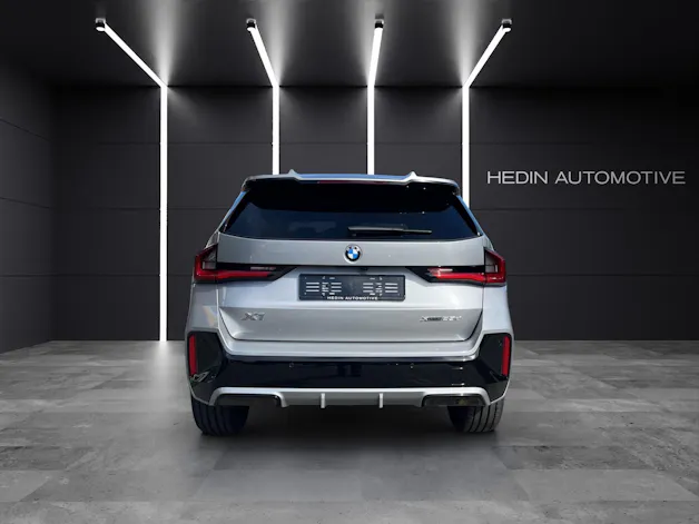 BMW X1 23d xDrive paddles