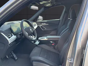 BMW X1 23d xDrive paddles