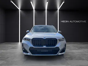BMW X1 23d xDrive paddles