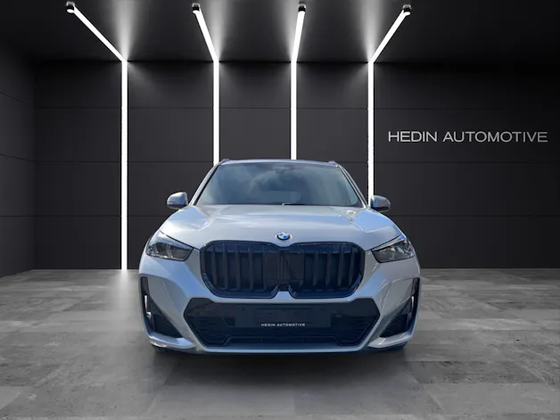 BMW X1 23d xDrive paddles