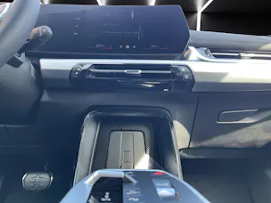 BMW X1 23d xDrive paddles