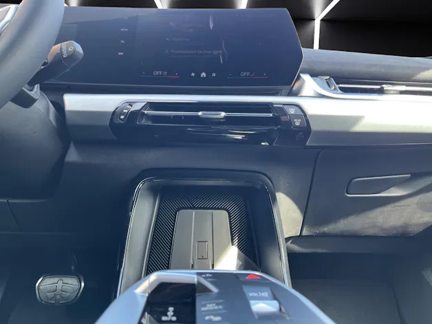 BMW X1 23d xDrive paddles