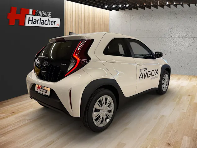 Toyota Aygo X 1.5 VVT-i HSD Comfort