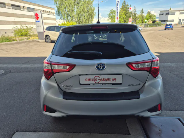 Toyota Yaris 1.5 VVT-i HSD Trend