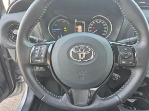 Toyota Yaris 1.5 VVT-i HSD Trend