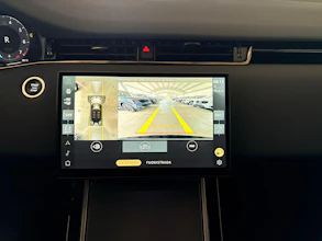 https://vehicle.imgix.net/4294189/8e83ba56-4c49-43fd-92f8-4cce277af2c2.jpg
