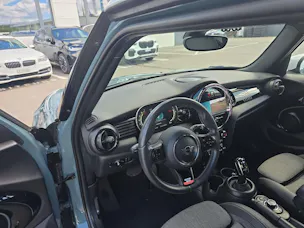 Mini Cooper F55 1.5i (CH)