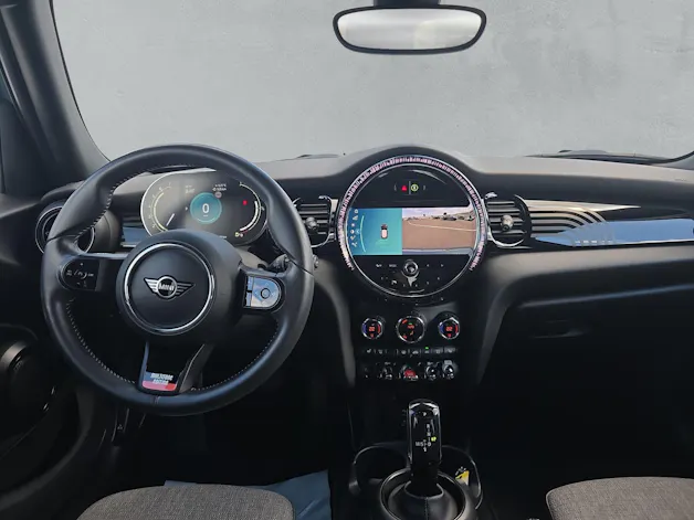 Mini Cooper F55 1.5i (CH)