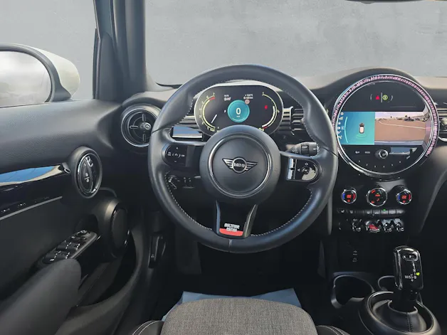 Mini Cooper F55 1.5i (CH)