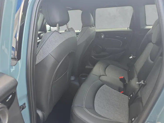 Mini Cooper F55 1.5i (CH)