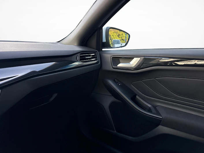 Fahrzeugbild FORD FOCUS
