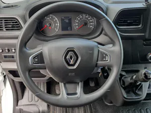 Renault Master 3.5 t 2.3 dCi 165 Pferdetransporter Paragana Interhorse
