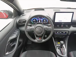 Toyota Yaris 1.5 VVT-i HSD GR Sport