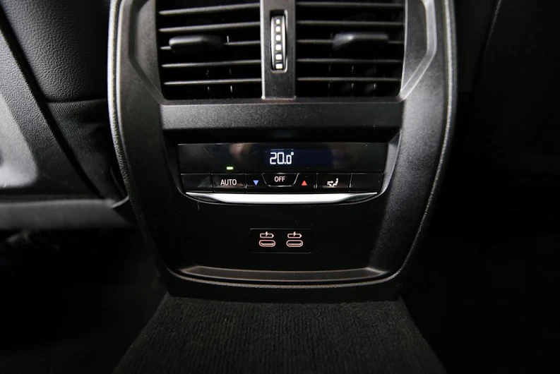 Fahrzeugbild BMW 3 SERIES