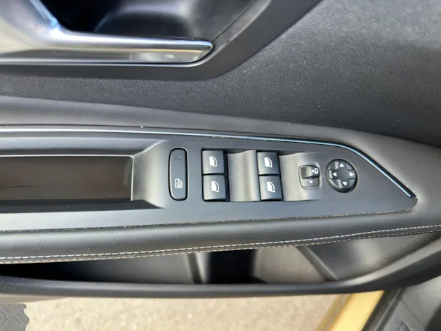 Peugeot 3008 1.6 BlueHDi Allure