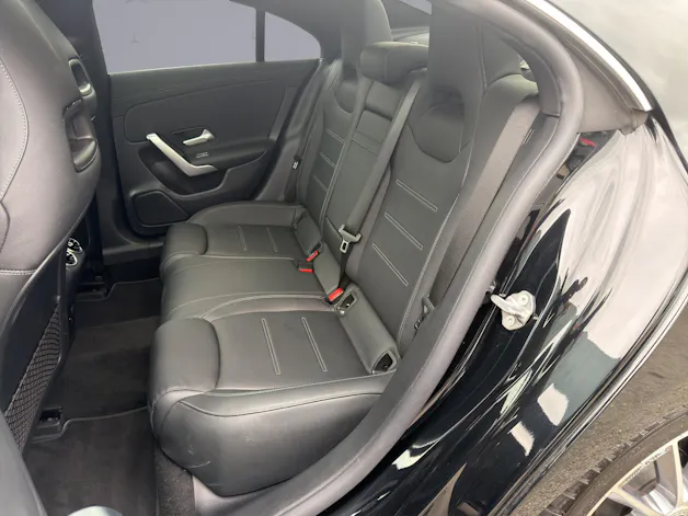 Mercedes-Benz CLA 250 AMG Line 4matic