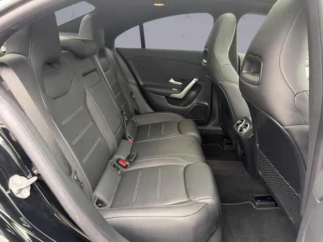 Mercedes-Benz CLA 250 AMG Line 4matic