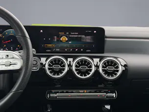 Mercedes-Benz CLA 250 AMG Line 4matic