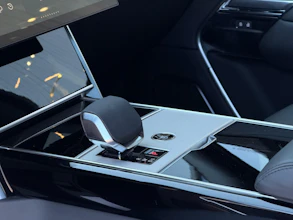 https://vehicle.imgix.net/4294363/7ba8f28d-cefb-442a-b6ad-453007919a41.jpeg