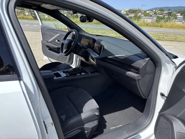Opel Astra 1.6 T PHEV 180 Swiss Premium