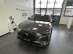 DS Automobiles 4 1.2 Hybrid Antoine de Saint Exupéry