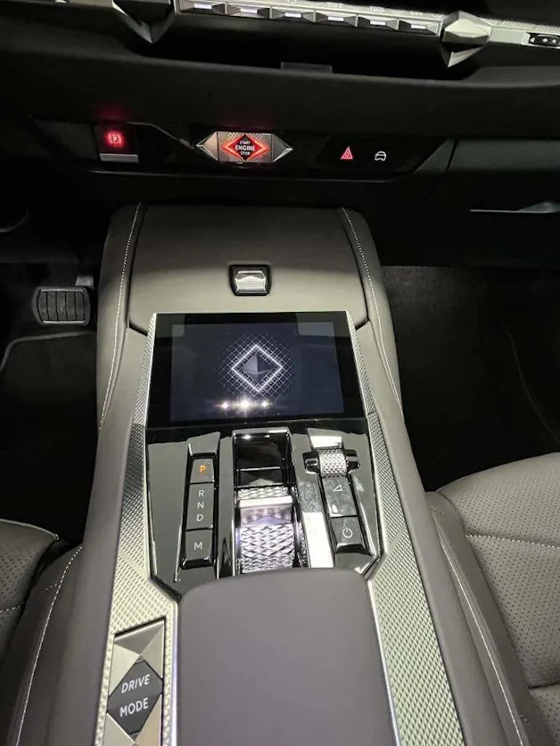 DS Automobiles 4 1.2 Hybrid Antoine de Saint Exupéry