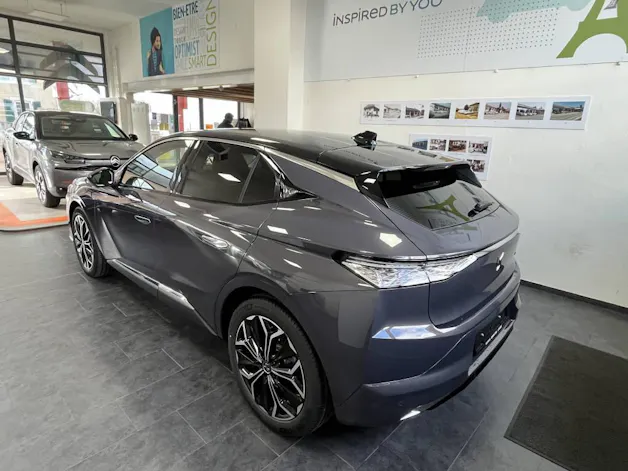 DS Automobiles 4 1.2 Hybrid Antoine de Saint Exupéry