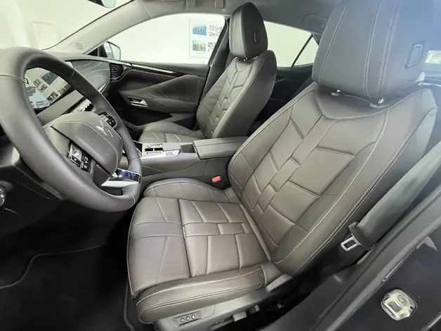 DS Automobiles 4 1.2 Hybrid Antoine de Saint Exupéry