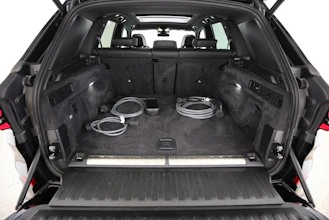 https://vehicle.imgix.net/4294394/b9b166db-954d-4959-b53b-7a22b317b635.jpg