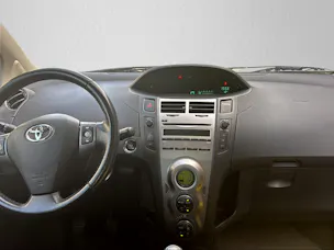 Toyota Yaris 1.33 VVT-i Linea Sol