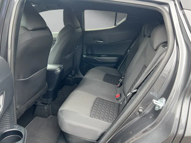 Toyota C-HR 2.0 VVTi HSD Trend