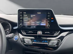 Toyota C-HR 2.0 VVTi HSD Trend