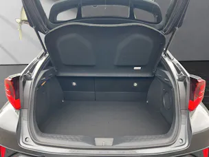 Toyota C-HR 2.0 VVTi HSD Trend