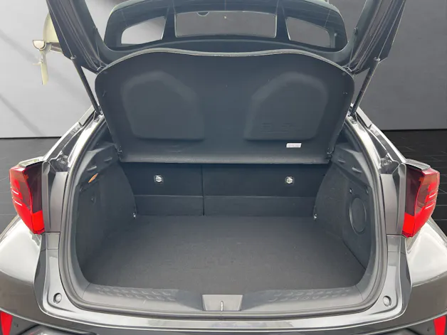 Toyota C-HR 2.0 VVTi HSD Trend