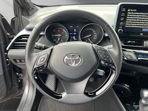 Toyota C-HR 2.0 VVTi HSD Trend