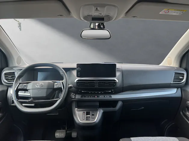 Toyota PROACE Verso L2 2.0 D Trend