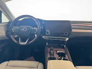 immagine del veicolo LEXUS RX 450h+ Excellence