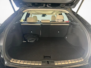 https://vehicle.imgix.net/4294458/8a6249db-955c-4cc0-8739-84c862851b7a.jpg