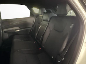 https://vehicle.imgix.net/4294470/7ee91bb7-e939-46d1-b7eb-0a32398ed97c.jpg